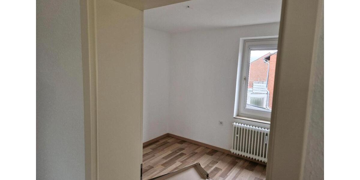 Etagenwohnung Grevenbroich Neuenhausen - 3 Zimmer, 62 m&sup2;, 770&euro; | Angebot:26263021