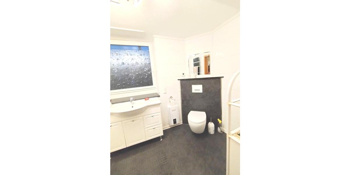 Wohn- und Geschäftshaus in Köln-Hochkirchen - gleichermaßen interessant für Eigennutzer und Kapitalanleger - Mehrfamilienhaus, Wohnhaus Köln Rodenkirchen (Hochkirchen) | Angebot:24469287