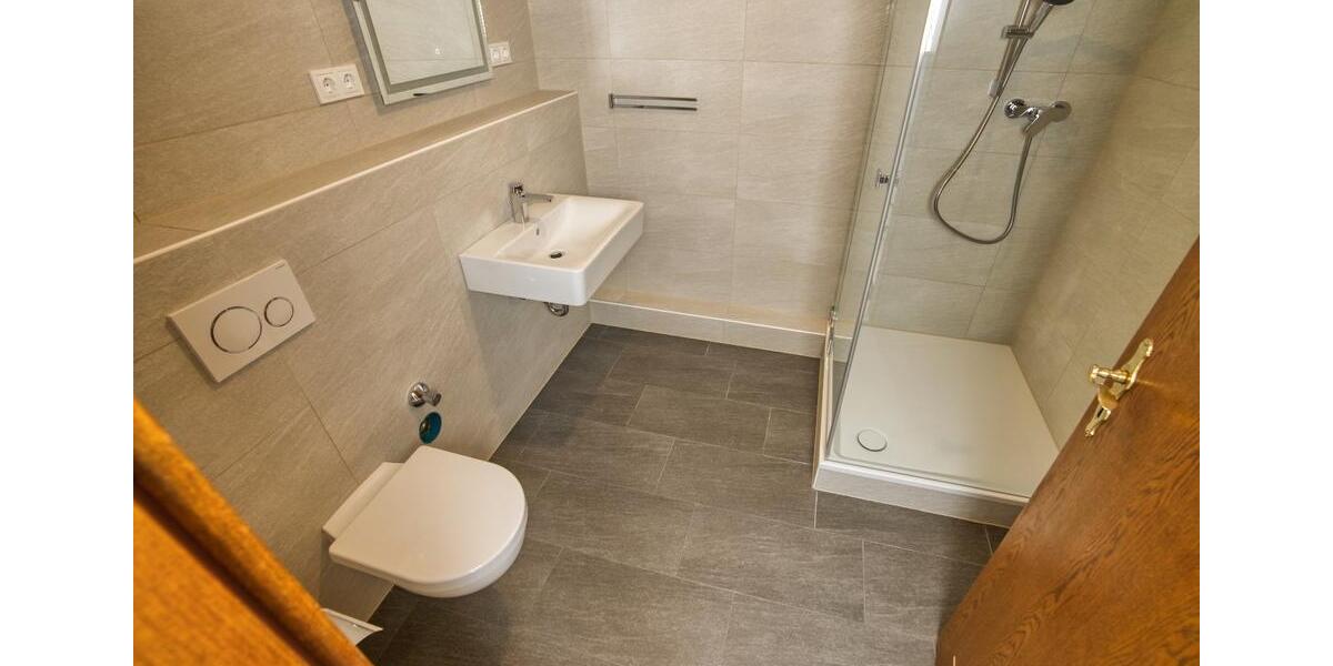 Etagenwohnung Leverkusen Bürrig - 3 Zimmer, 98 m&sup2;, 1.290&euro; | Angebot:25484213