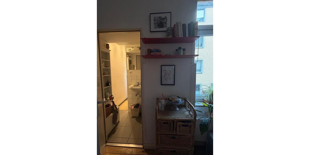 Etagenwohnung Köln Kalk - 3 Zimmer, 70 m&sup2;, 1.300&euro; | Angebot:25987287