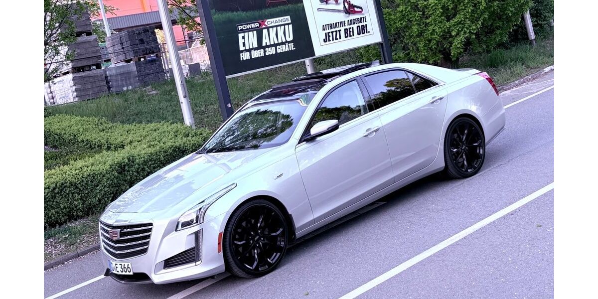 Cadillac CT5 169.000 km 17.800 &euro; Düsseldorf 40472