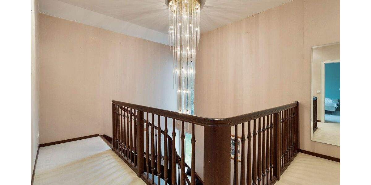 Einfamilienhaus Düsseldorf Vennhausen - 7 Zimmer, 262 m&sup2;, 895.000&euro; | Angebot:25744333