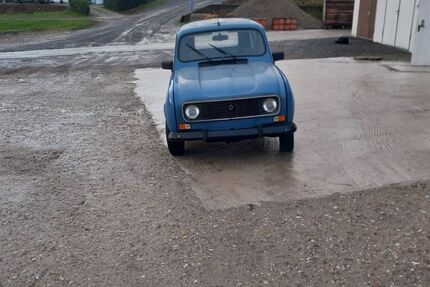 Renault R 4 96.000 km 9.490 &euro; Remscheid 42855
