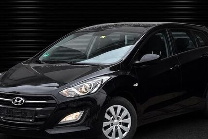 Hyundai i30 109.000 km 7.400 &euro; Remscheid 42857