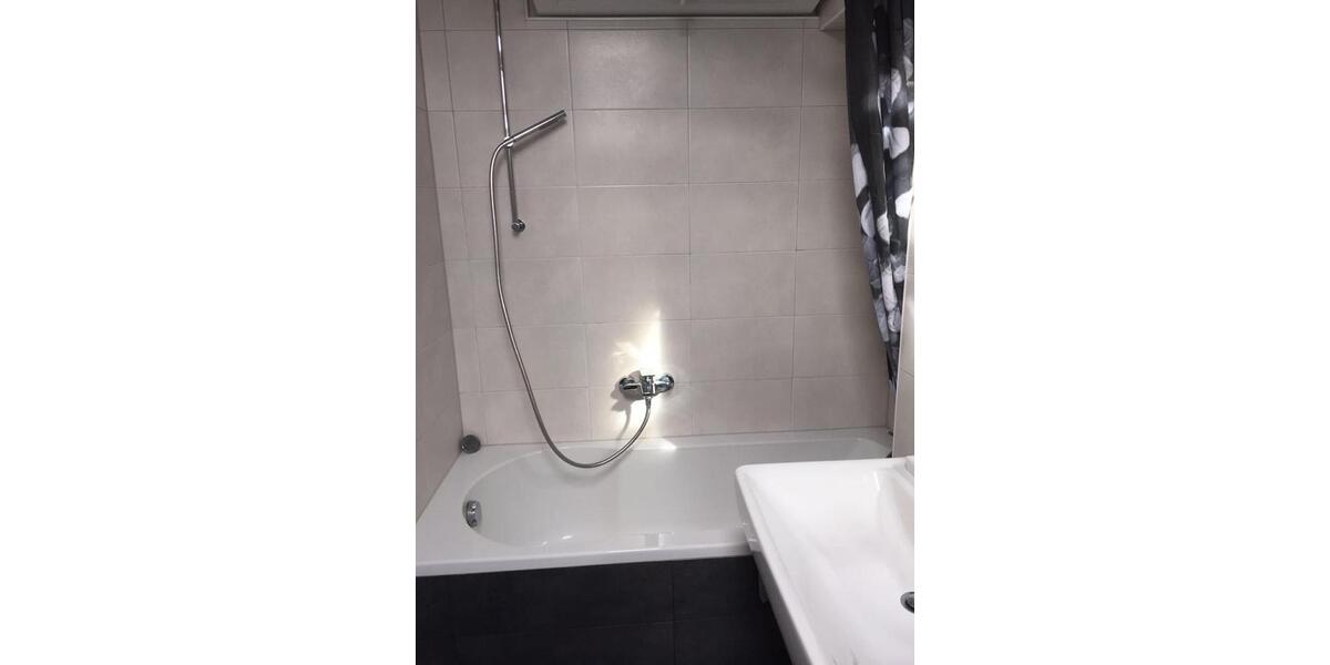 Maisonettenwohnung Bergisch Gladbach Alt-Frankenforst - 3 Zimmer, 90 m&sup2;, 1.550&euro; | Angebot:25972390