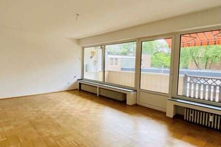 Haus Neuss Furth-Mitte - 8 Zimmer, 510 m&sup2;, 890.000&euro; | Angebot:24737189