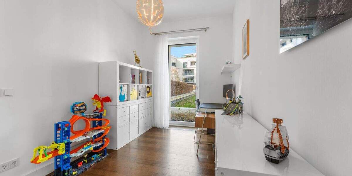 Etagenwohnung Köln Bayenthal - 4 Zimmer, 120 m&sup2;, 1.090.000&euro; | Angebot:25685038