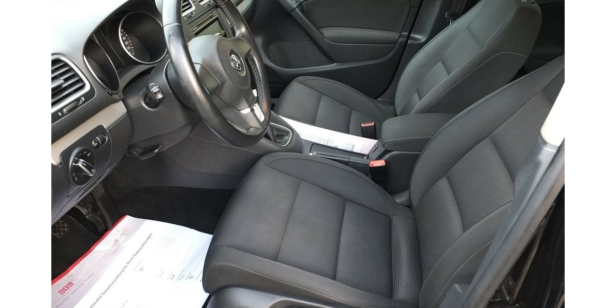 VW Golf 1.6TDi TEAM neuer ZAHNRIEMEN KLIMAAUTOMATIK 159.855 km 7.500 &euro; Köln 50858