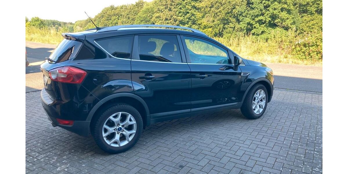 Ford Kuga 139.466 km 6.750 &euro; Odenthal 51519