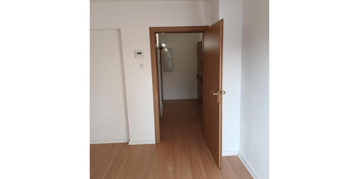 Dachgeschoßwohnung Köln Kalk - 3 Zimmer, 45 m&sup2;, 700&euro; | Angebot:25340193