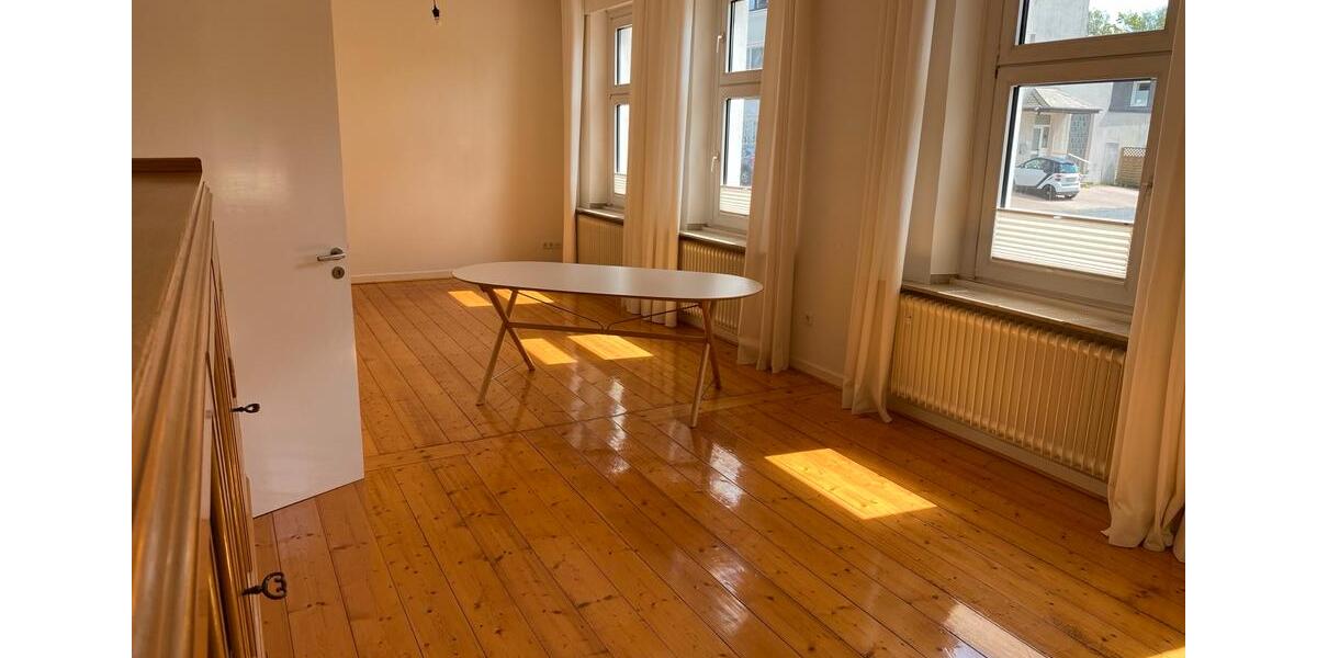 Hochparterre Solingen Wald - 2.5 Zimmer, 90 m&sup2;, 720&euro; | Angebot:24804574