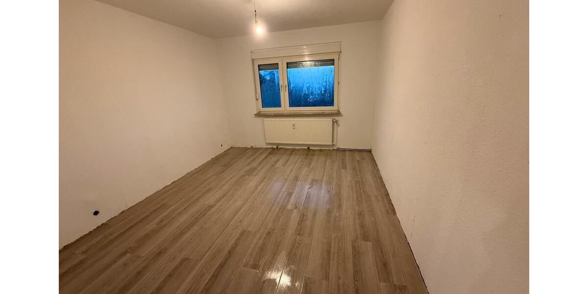 Etagenwohnung Grevenbroich - 1 Zimmer, 63 m&sup2;, 890&euro; | Angebot:25994222