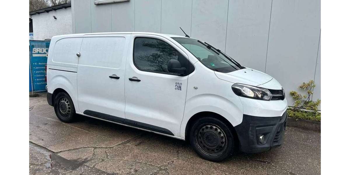 Toyota Proace 123.849 km 12.995 &euro; Köln 51107