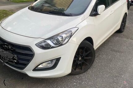 Hyundai i30 244.088 km 3.200 &euro; Remscheid 42859