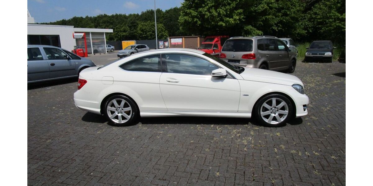 Mercedes-Benz C 250 92.000 km 17.990 &euro; BERGHEIM 50126