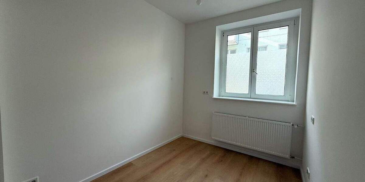 Etagenwohnung Düsseldorf Pempelfort - 3 Zimmer, 42 m&sup2;, 235.000&euro; | Angebot:25683345