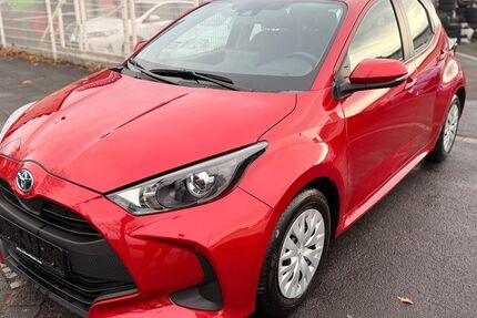 Toyota Yaris 71.284 km 15.500 &euro; Köln 51065