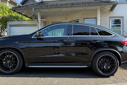 Mercedes-Benz GLE 350 134.000 km 41.500 &euro; Bergisch Gladbach 51469