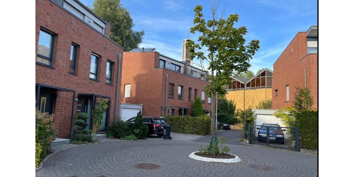 Doppelhaushälfte Düsseldorf Niederkassel - 4 Zimmer, 150 m&sup2;, 3.400&euro; | Angebot:25851866