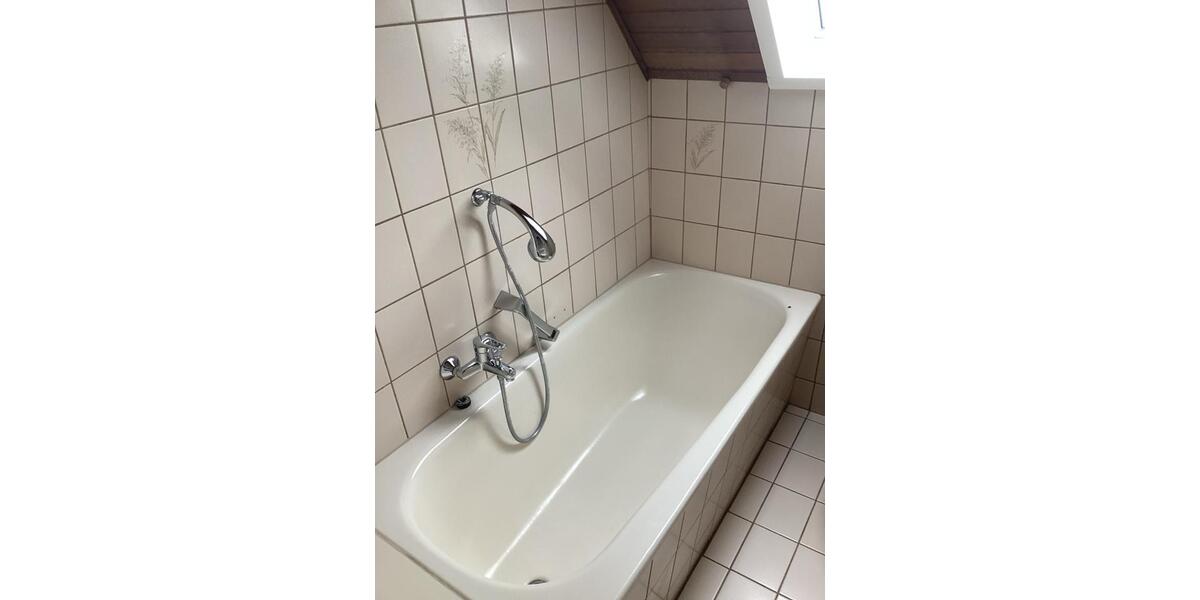 Dachgeschoßwohnung Willich - 2 Zimmer, 46 m&sup2;, 414&euro; | Angebot:26003683