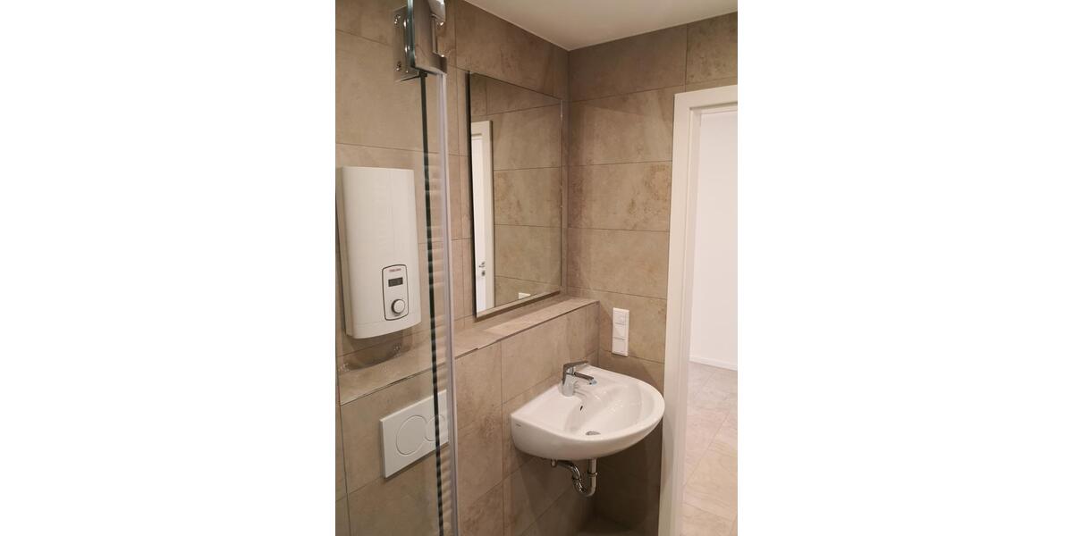 Terrassenwohnung Neuss Gnadental - 1 Zimmer, 24 m&sup2;, 380&euro; | Angebot:26701776