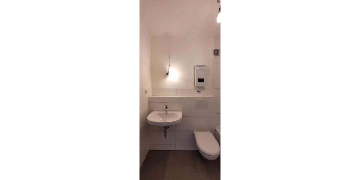 Etagenwohnung Neuss Gnadental - 1 Zimmer, 50 m&sup2;, 950&euro; | Angebot:25378679