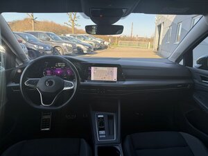 VW GOLF VIII 2.0 TDI Active +Ambiente+CarPlay+Navi+ 71.775 km 21.444 &euro; Meerbusch 40667