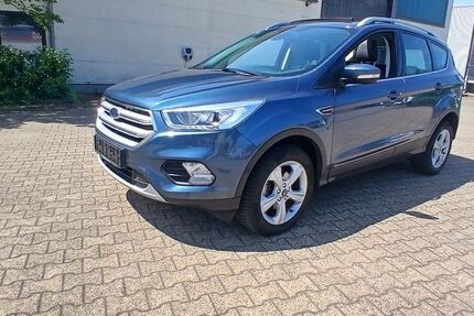 Ford Kuga 175.000 km 9.200 &euro; Grevenbroich 41515
