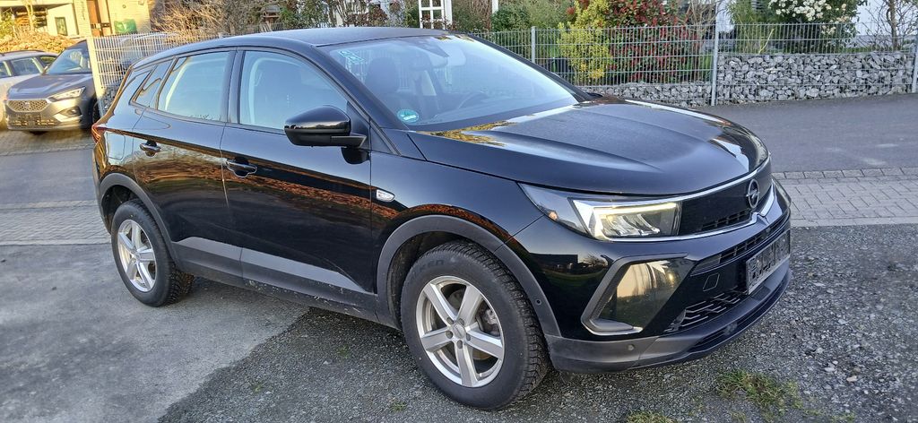 Opel Grandland (X) 174.400 km 13.200 &euro; Odenthal-Neschen 51519