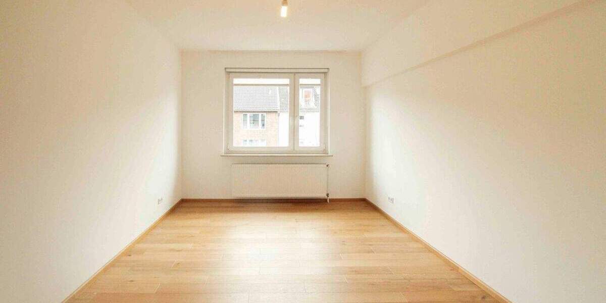 Einfamilienhaus Düsseldorf Bilk - 3 Zimmer, 369.000&euro; | Angebot:25654363