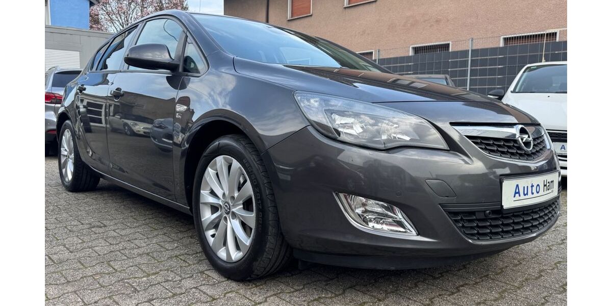Opel Astra 176.000 km 4.990 &euro; Köln 50858