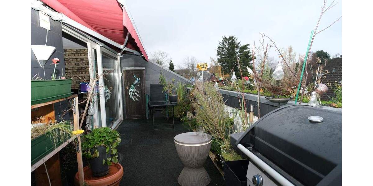 Etagenwohnung Neuss Rosellen - 4 Zimmer, 96 m&sup2;, 239.000&euro; | Angebot:25687337