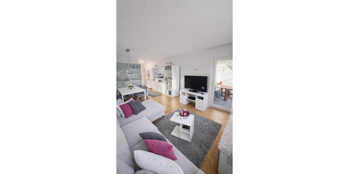 Etagenwohnung Solingen - 2 Zimmer, 46 m&sup2;, 849&euro; | Angebot:25963987