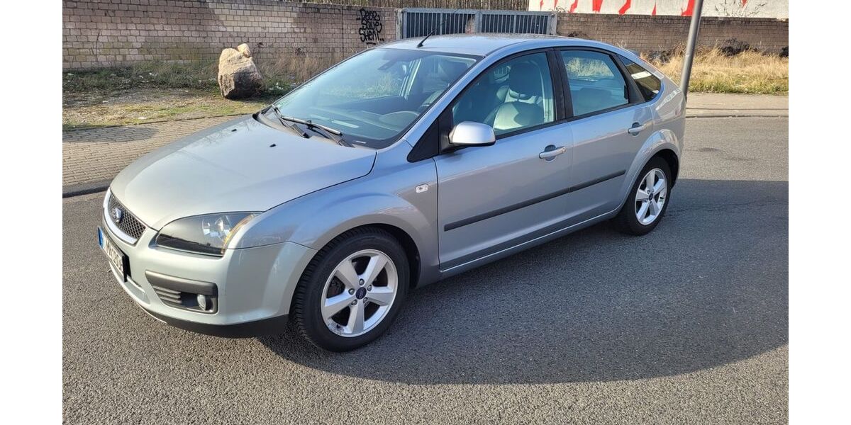 Ford Focus 115.000 km 3.900 &euro; Pulheim 50259