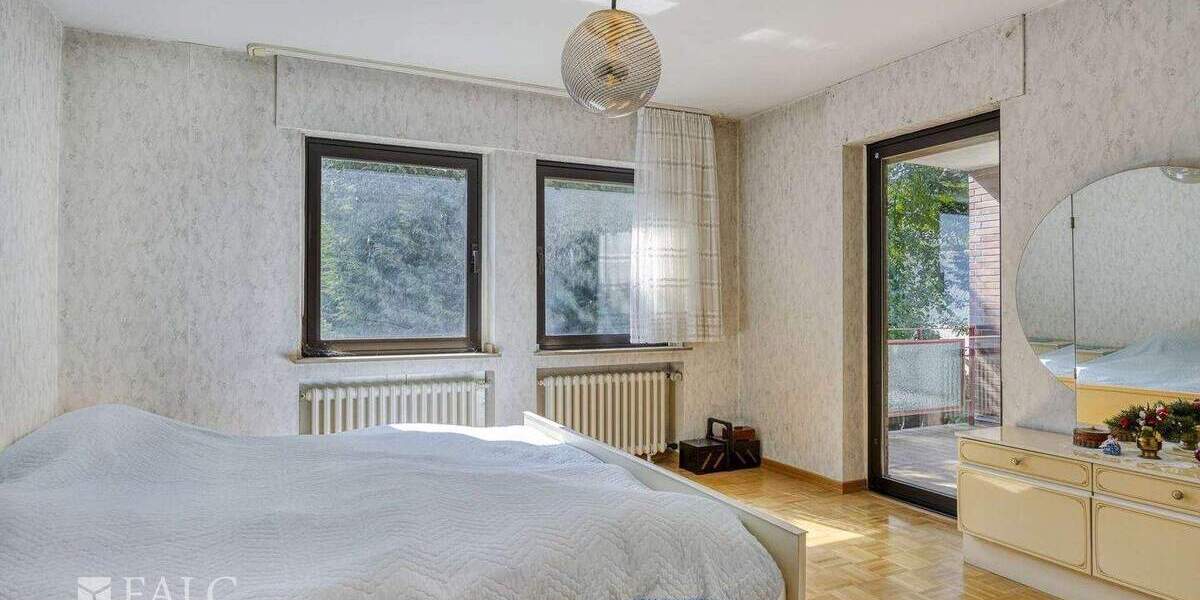 Reihenendhaus Köln Weiden - 5 Zimmer, 124 m&sup2;, 599.000&euro; | Angebot:25837043