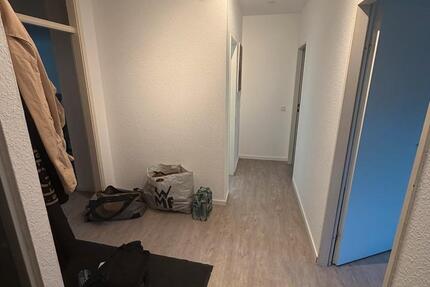 Wohnung Bergisch Gladbach Frankenforst - 3 Zimmer, 90 m&sup2;, 1.450&euro; | Angebot:26531497
