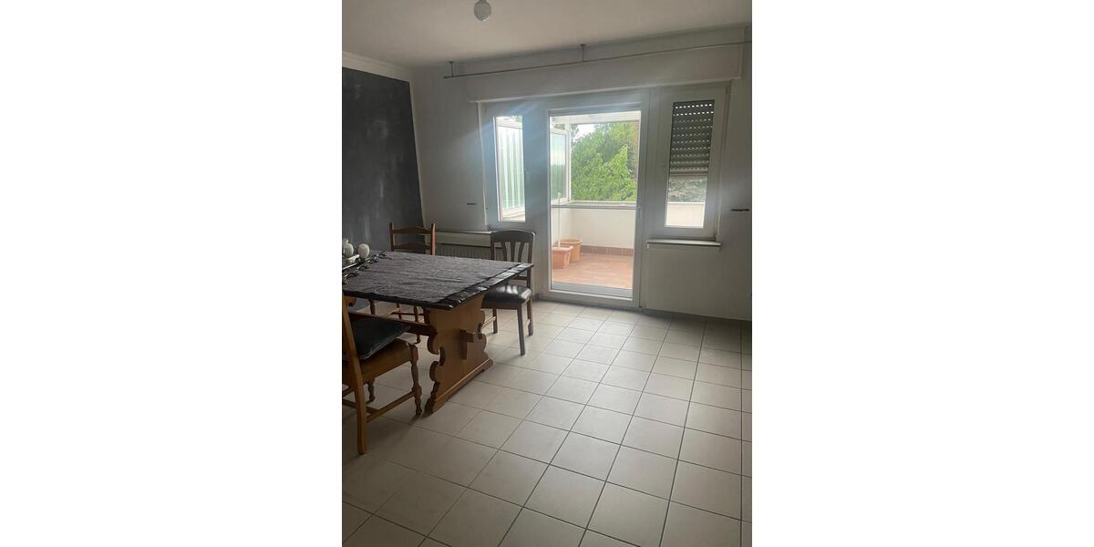 Etagenwohnung Leverkusen Schlebusch - 3 Zimmer, 85 m&sup2;, 1.400&euro; | Angebot:25420297