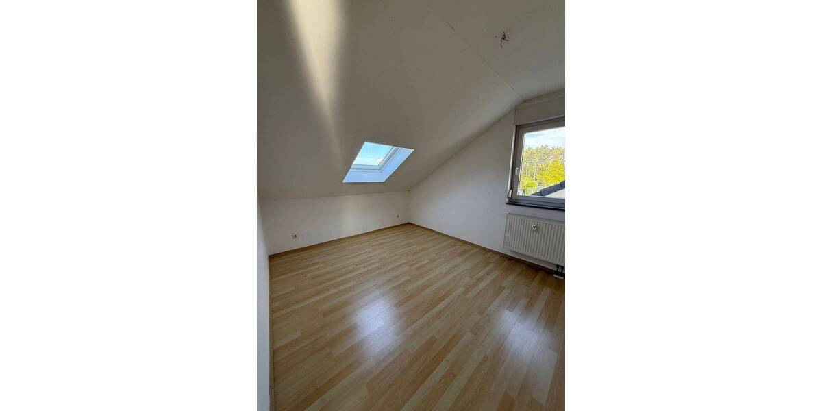 Etagenwohnung Köln Ehrenfeld - 2 Zimmer, 68 m&sup2;, 580&euro; | Angebot:26702829