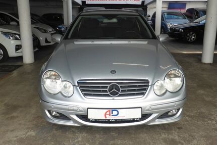 Mercedes-Benz C 180 145.000 km 3.950 &euro; Düsseldorf 40223