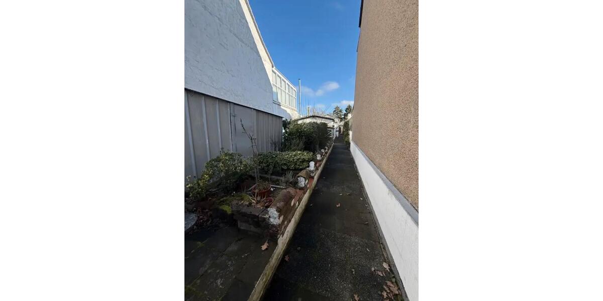 Einfamilienhaus Köln Nippes - 3 Zimmer, 65 m&sup2;, 1.300&euro; | Angebot:25636950