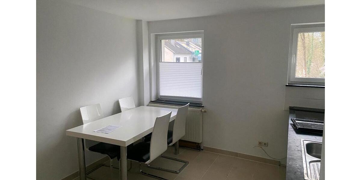 Etagenwohnung Bergisch Gladbach Gronau - 3 Zimmer, 50 m&sup2;, 900&euro; | Angebot:26682985