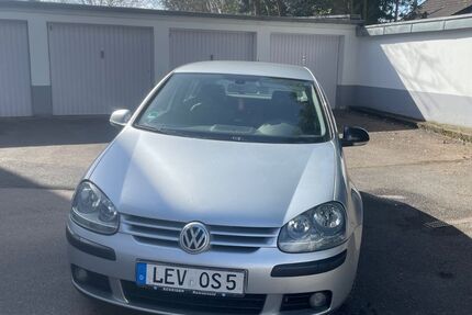 VW Golf 139.500 km 2.500 &euro; Leverkusen 51381