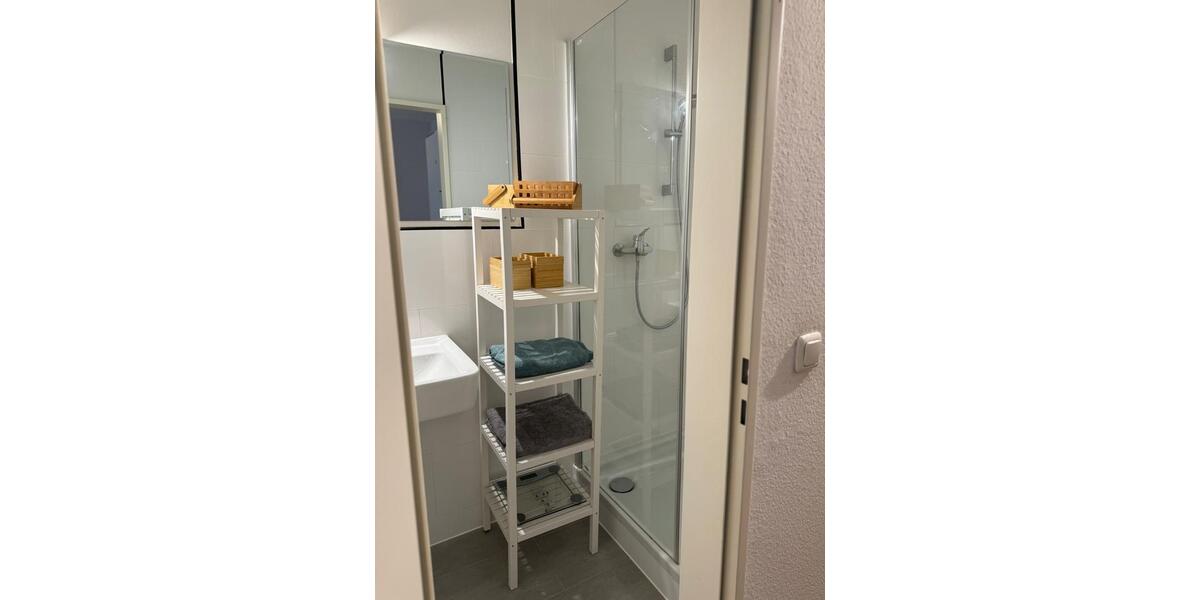 Etagenwohnung Düsseldorf Stadtmitte - 1 Zimmer, 37 m&sup2;, 1.100&euro; | Angebot:25439068
