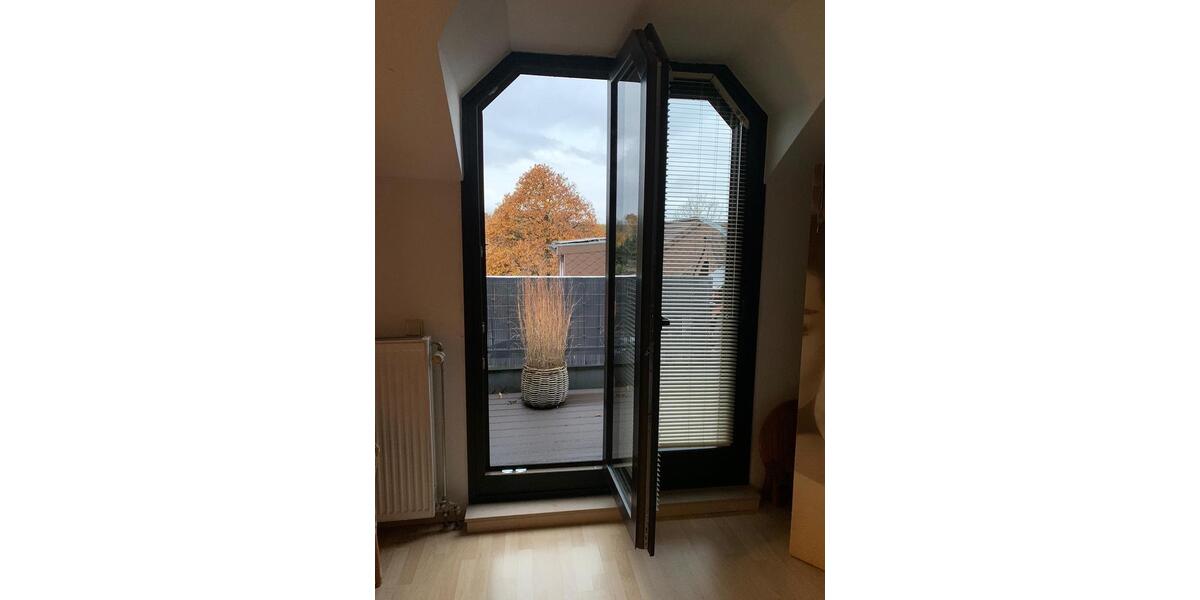 Maisonettenwohnung Hürth - 2 Zimmer, 72 m&sup2;, 1.040&euro; | Angebot:26025015