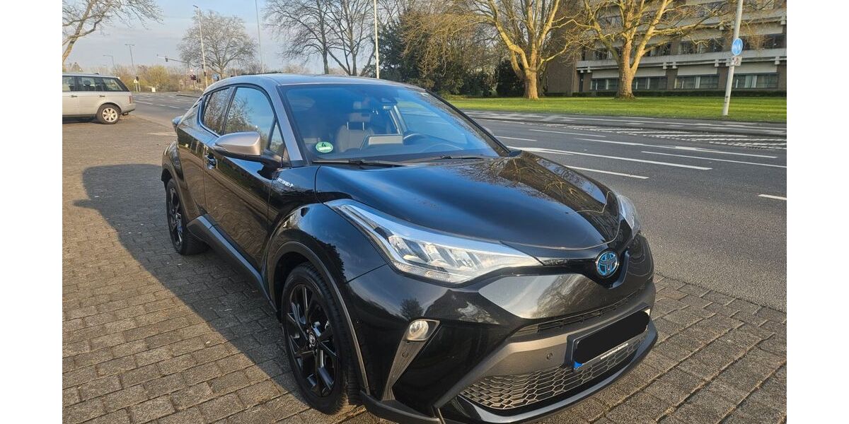 Toyota C-HR 33.800 km 22.500 &euro; Köln 51063