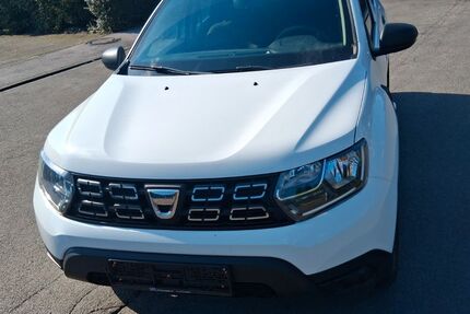 Dacia Duster 84.000 km 8.300 &euro; solingen 42697