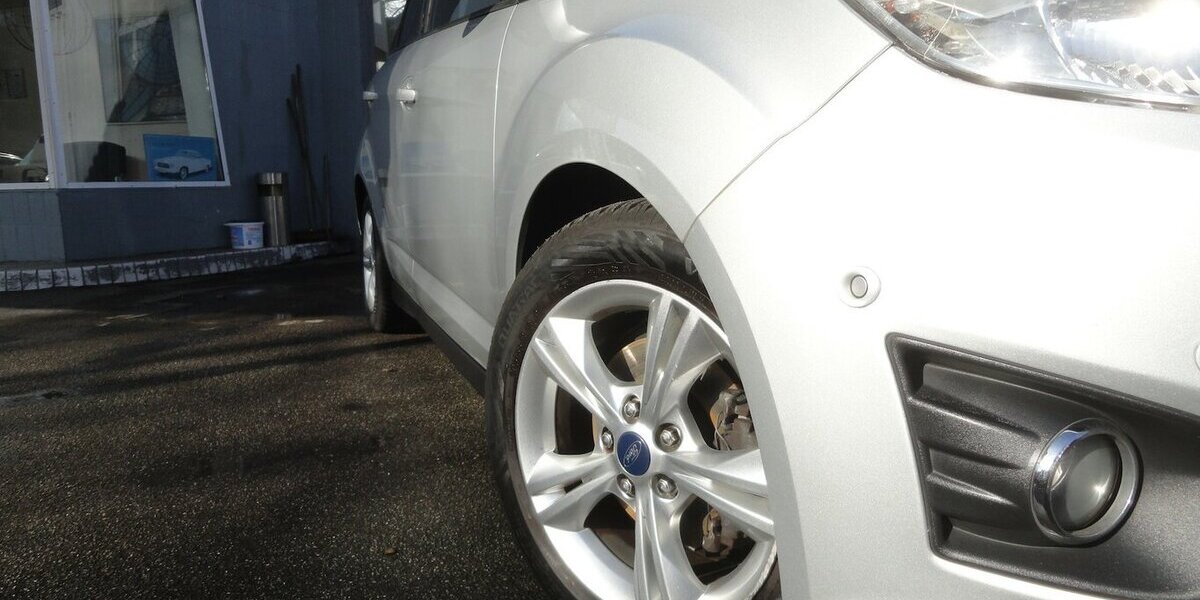 Ford C-Max Champion Editi. Z.Riemen+Ölpumpe+Turbo Neu 131.000 km 5.790 &euro; Neuss 41462