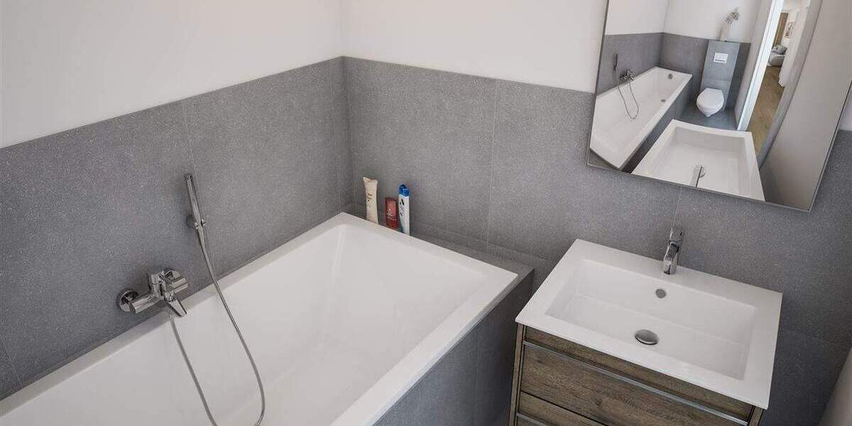 Etagenwohnung Köln Altstadt-Nord - 2 Zimmer, 60 m&sup2;, 349.900&euro; | Angebot:25696375