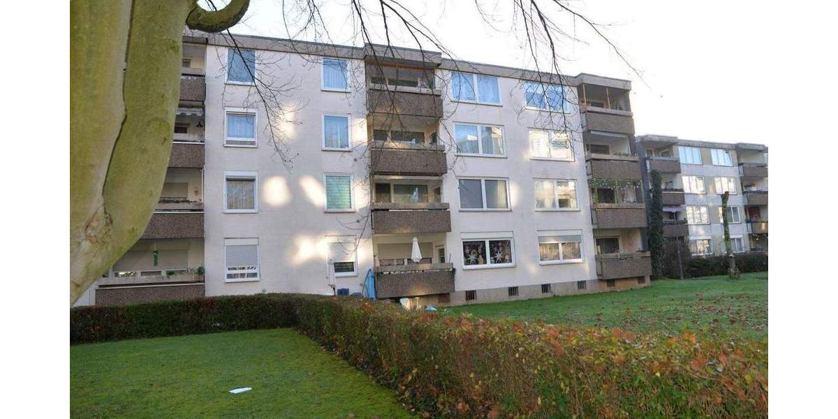 Etagenwohnung Köln Neubrück - 4 Zimmer, 93 m&sup2;, 229.000&euro; | Angebot:25728630