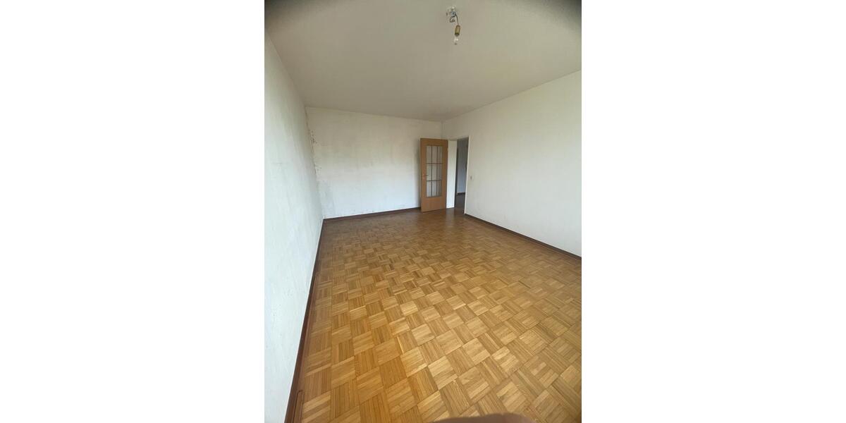Hochparterre Düsseldorf Stadtbezirk 9 - 3.5 Zimmer, 77 m&sup2;, 220.000&euro; | Angebot:25933784